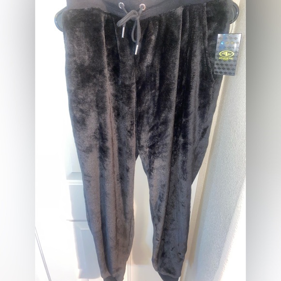 NWT Black velour lounge pants - Picture 3 of 7